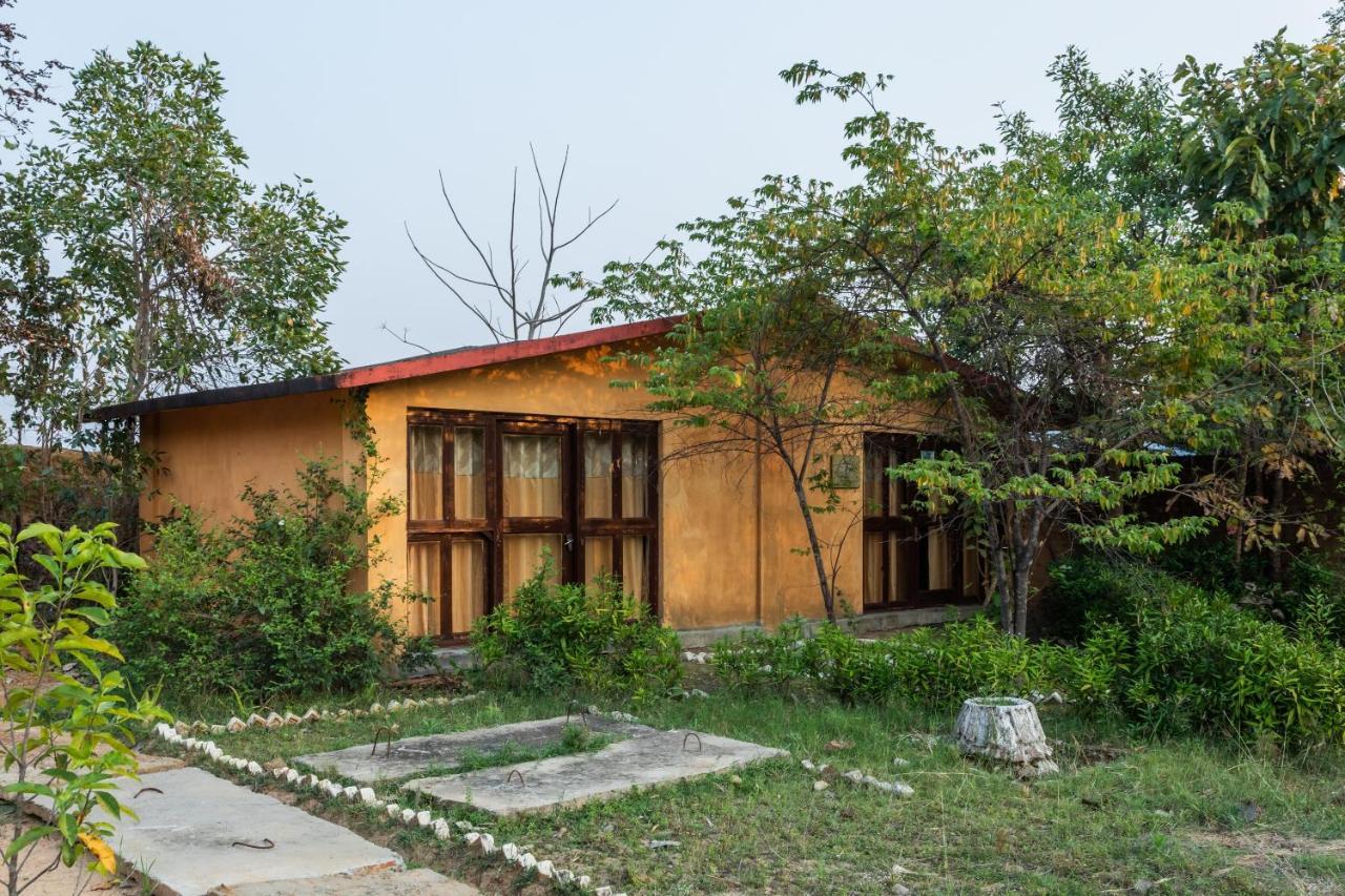Kanha Village Eco Resort Luaran gambar