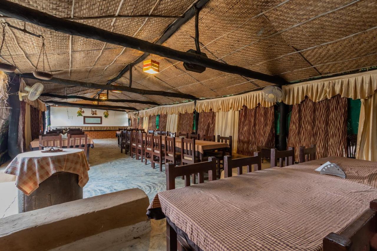 Kanha Village Eco Resort Luaran gambar