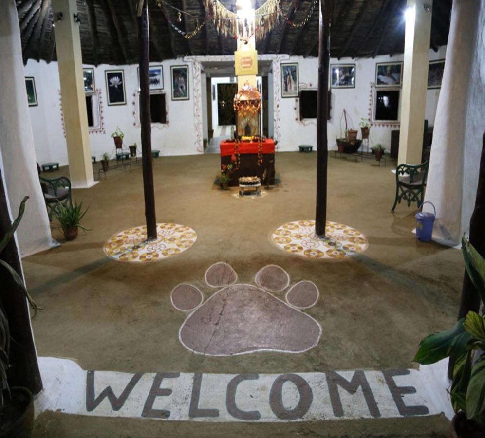Kanha Village Eco Resort Luaran gambar